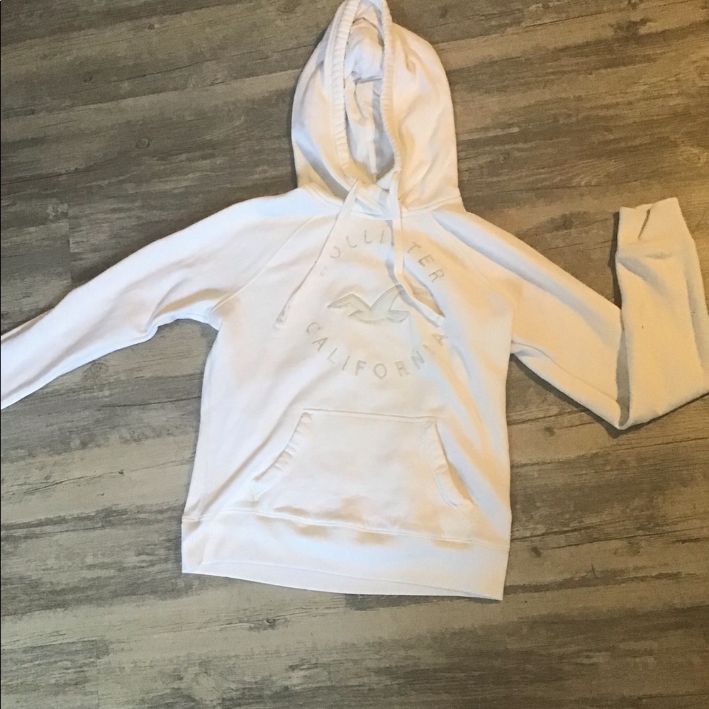 Hollister sweater